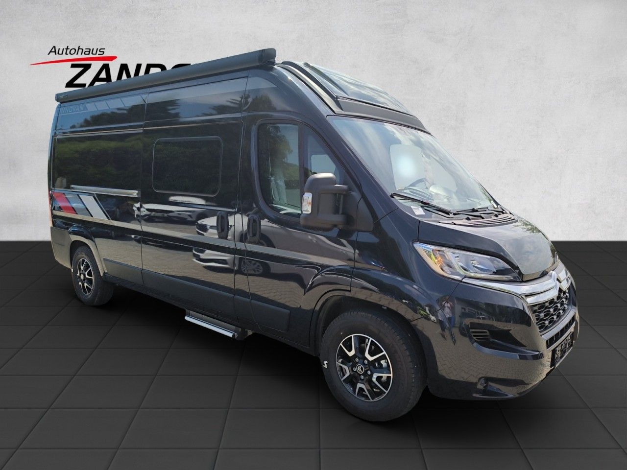 Fahrzeugabbildung LMC Innovan 600 Rahmenfenster Markise - Aktion