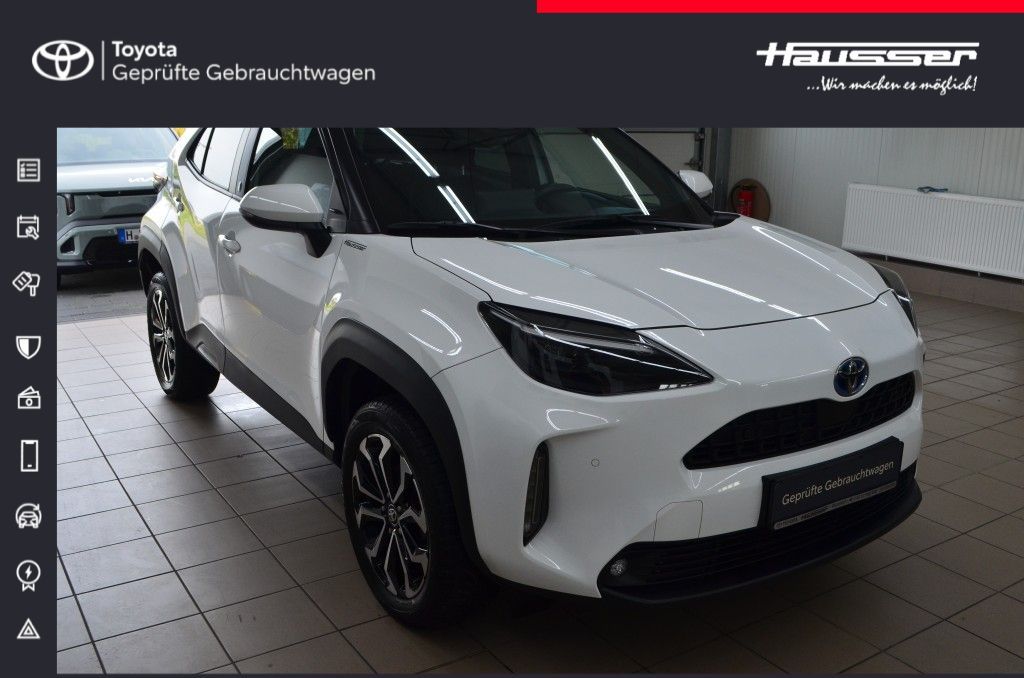 Toyota Yaris Cross 1.5 Hybrid Team D *WINTER-*SMART-SAF