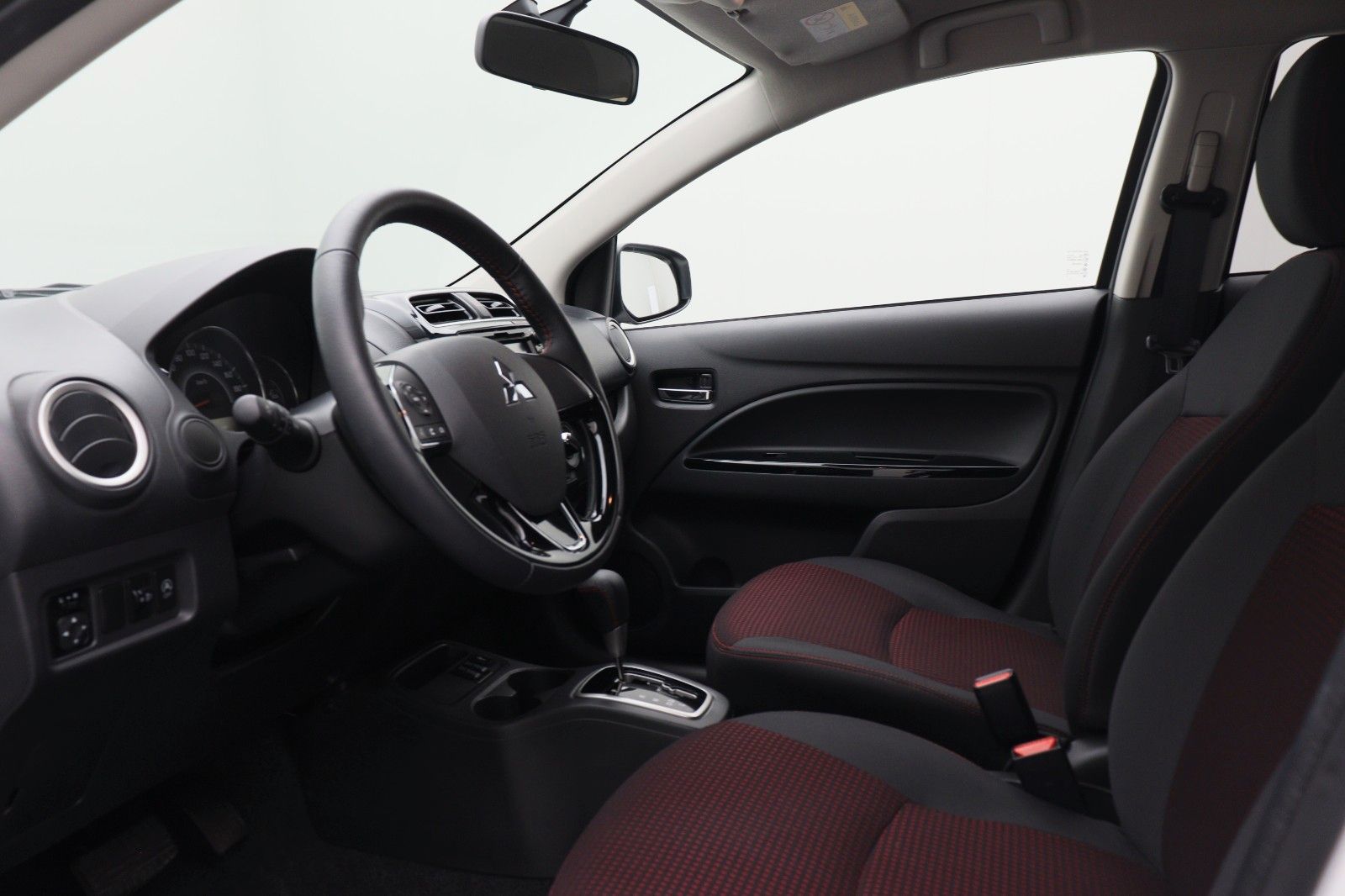Fahrzeugabbildung Mitsubishi Space Star ACTIVE+ 1,2 l CVT AS&G