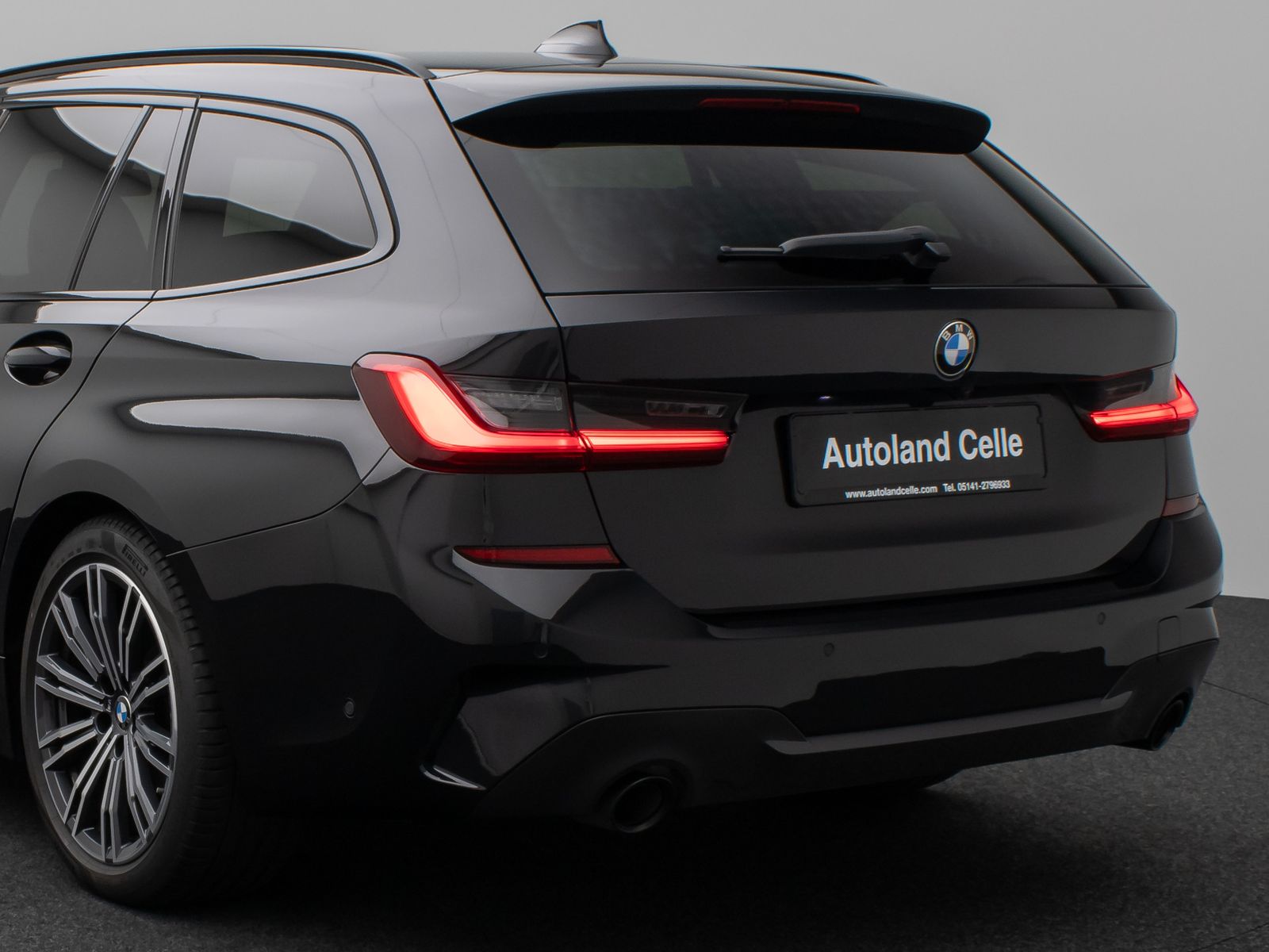 Fahrzeugabbildung BMW 320d M Sport Panorama Laser Kamera HUD DAB HiFi