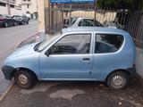 Fiat Seicento 600 1.1i cat EL neopatentati - gebrauchte Fiat Seicento aus dem Jahr 2001