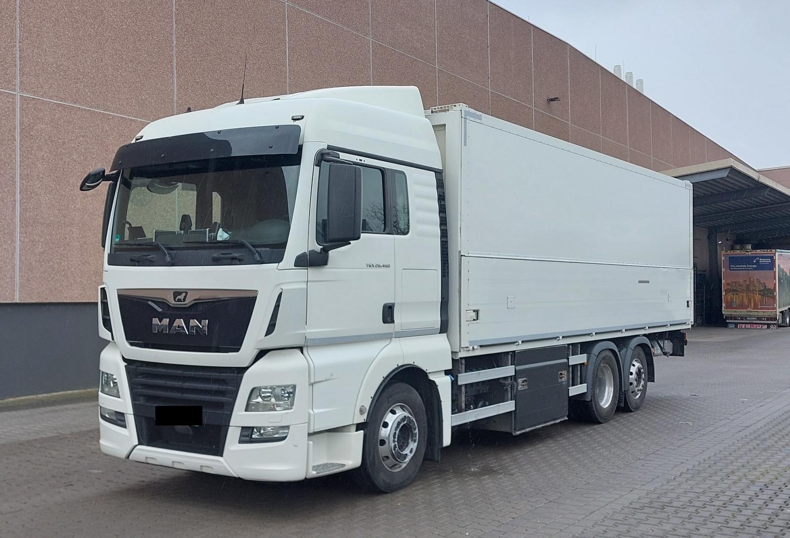 MAN TGX 26.460 6X2 GETRÄNKE EWERS | LBW | Lenkachse
