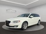 Volvo V70 D5 Summum ASSISTENZ/STHZ/KOSI - Volvo mit Diesel-Antrieb