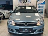 Opel Astra H Twin Top Endless Summer - Opel Astra: Endless Summer