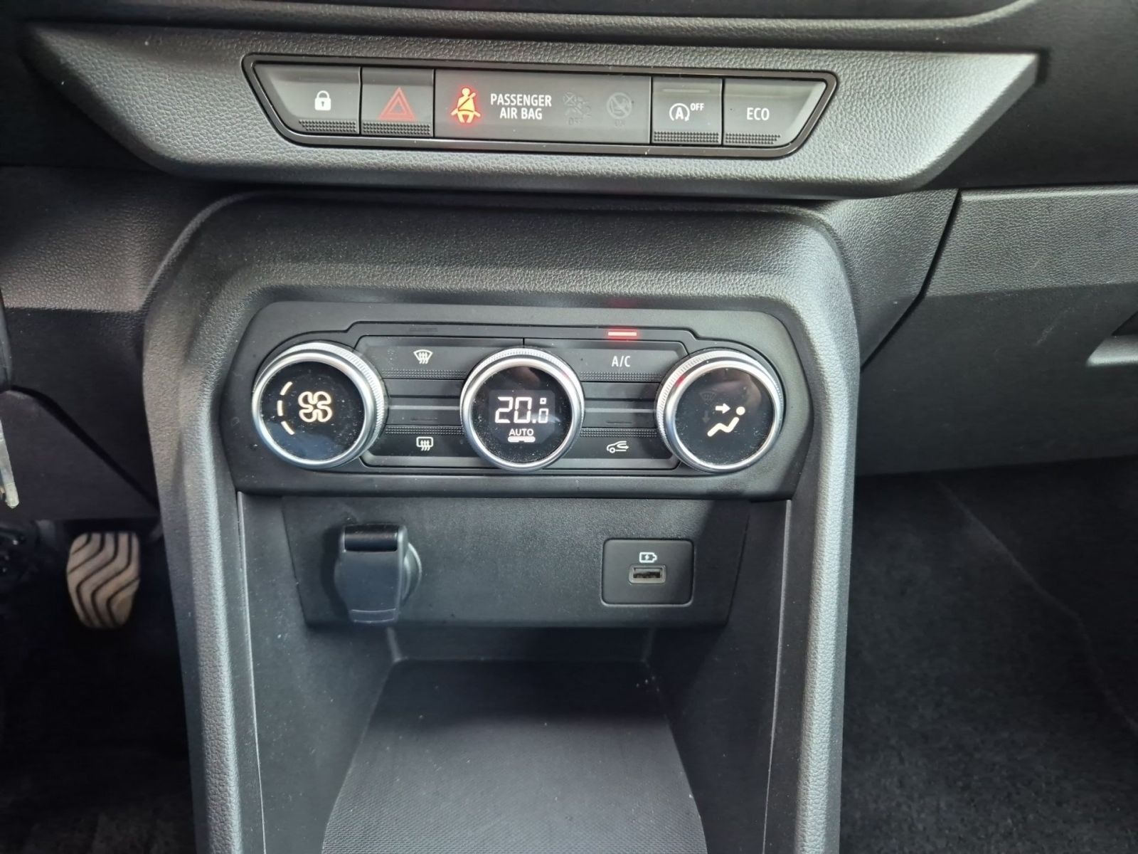 Fahrzeugabbildung Dacia Sandero III 1.0 TCe 90 Stepway Comfort