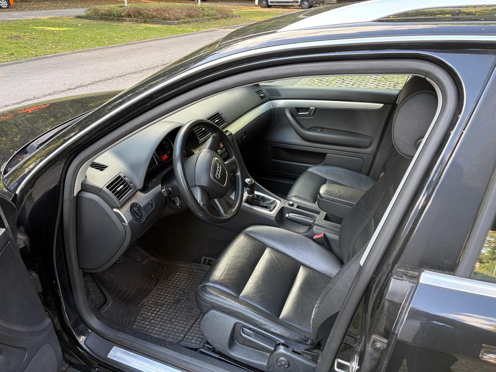 Audi A4 2005 — photo 6
