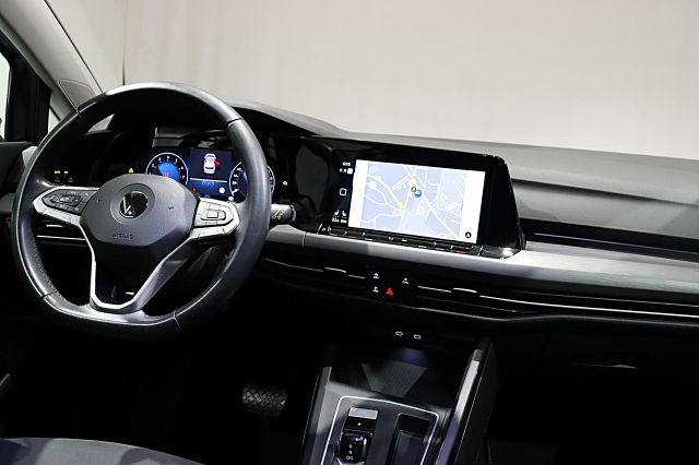 Golf VIII 2.0 TSI DSG Style LED Plus KAMERA NAVI