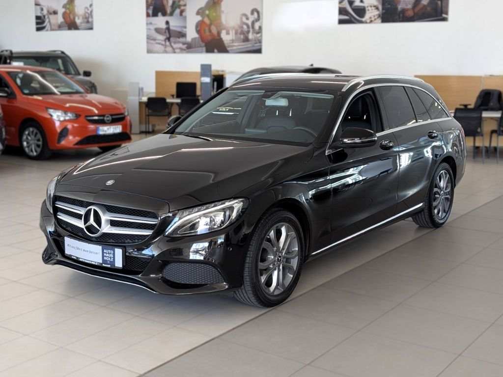 Image of Mercedes-Benz C 200