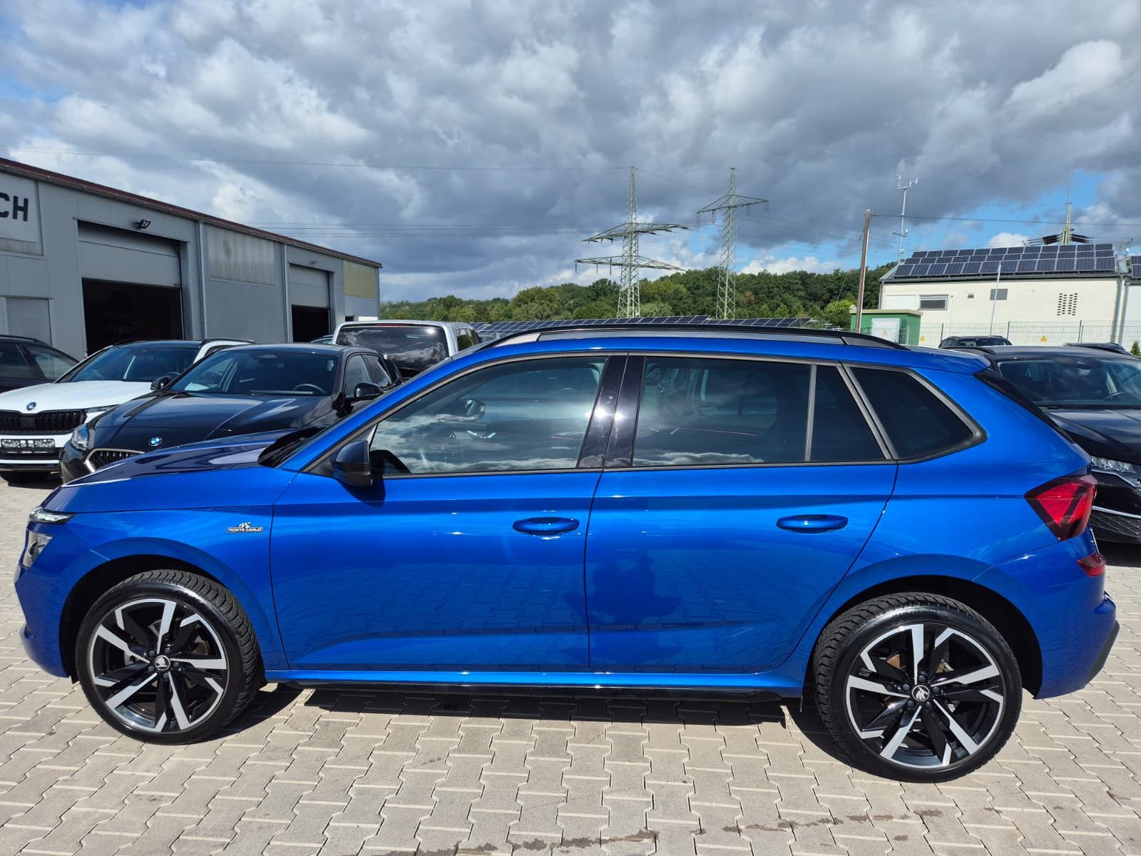 Fahrzeugabbildung SKODA Kamiq 1.5 TSI DSG Monte Carlo PANO*MATRIX*5J.GAR