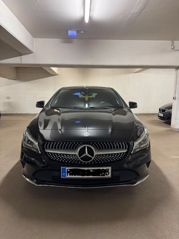 Image of Mercedes-Benz CLA 200