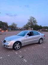 Mercedes-Benz Mercedes W211 e500 5.5l V8 - TOP Historie ... - Mercedes-Benz W211
