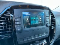 Mercedes-Benz Vito Tourer 124 CDI 9G 7SI LEDER PANO STHZG AHK bei Autohaus Landmann & Maier OHG