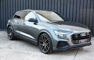 Audi Q8 - 2