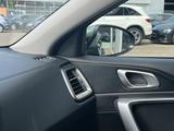 Kia Ceed 1.5 Spirit NAVI/PDC/CAM/AUTOMATIK/CARPLAY - gebrauchte Kia cee'd / Ceed aus dem Jahr 2024