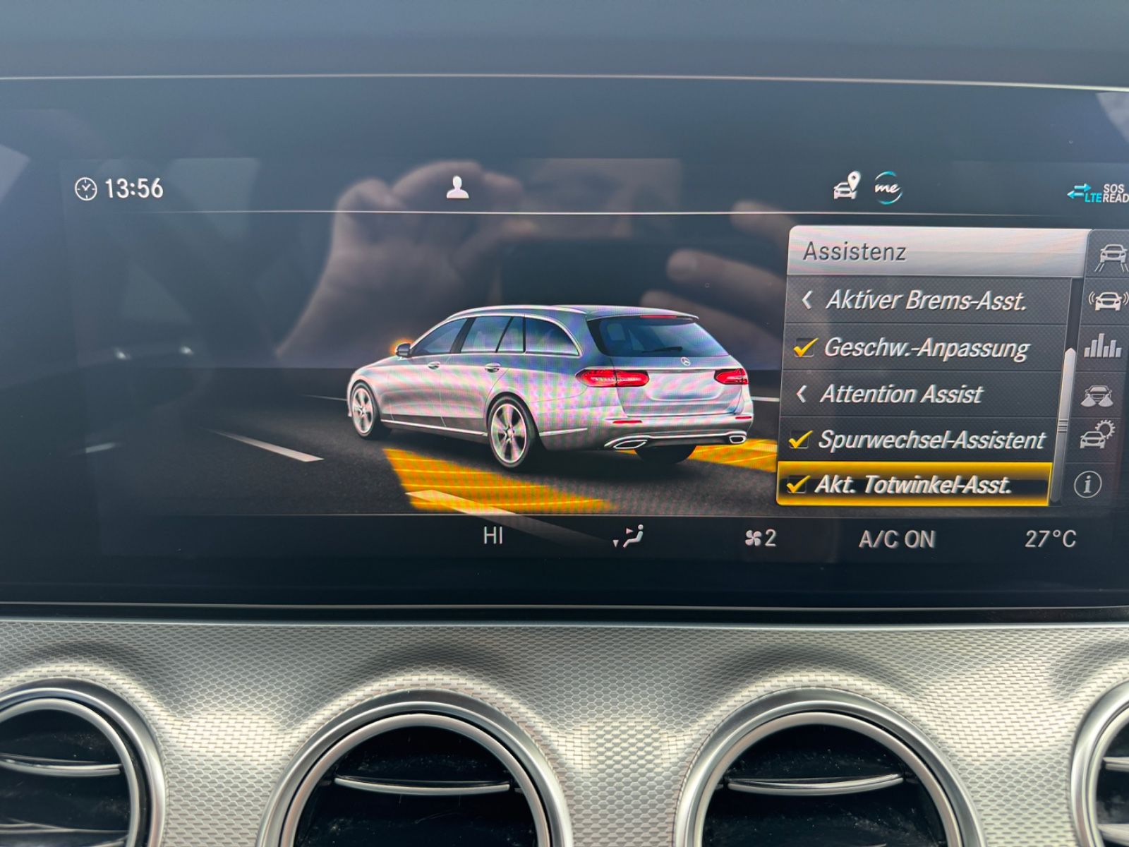 Fahrzeugabbildung Mercedes-Benz E 53 AMG E T-Modell 4Matic+ LED+360 Kamera+Night