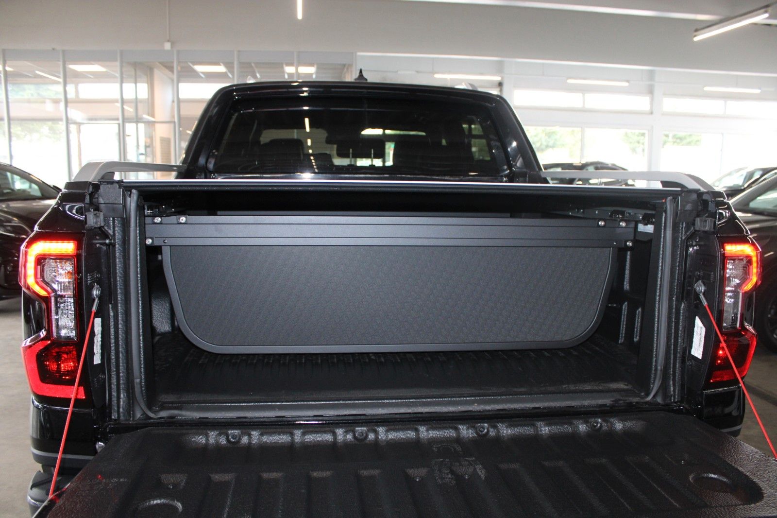 Fahrzeugabbildung Ford Ranger Wildtrak PHEV Aut. AHK LED TECHNOLOGIE P.
