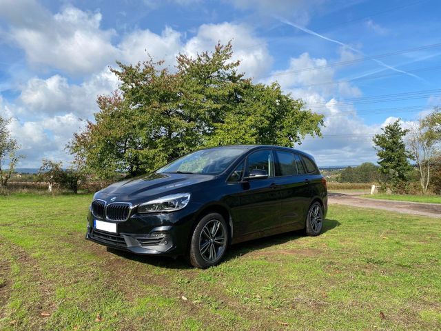 BMW Gran Tourer 216d Sportline - AHK, Navi...