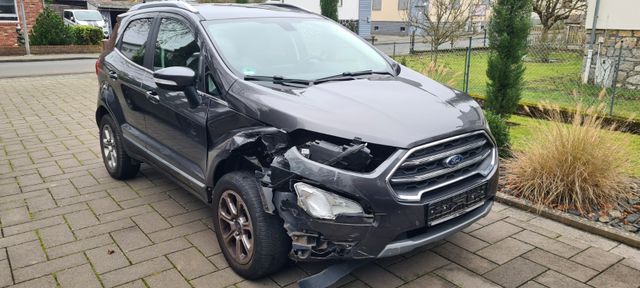 Ford EcoSport Titanium, Xenon,AHK,Airbags geschlossen