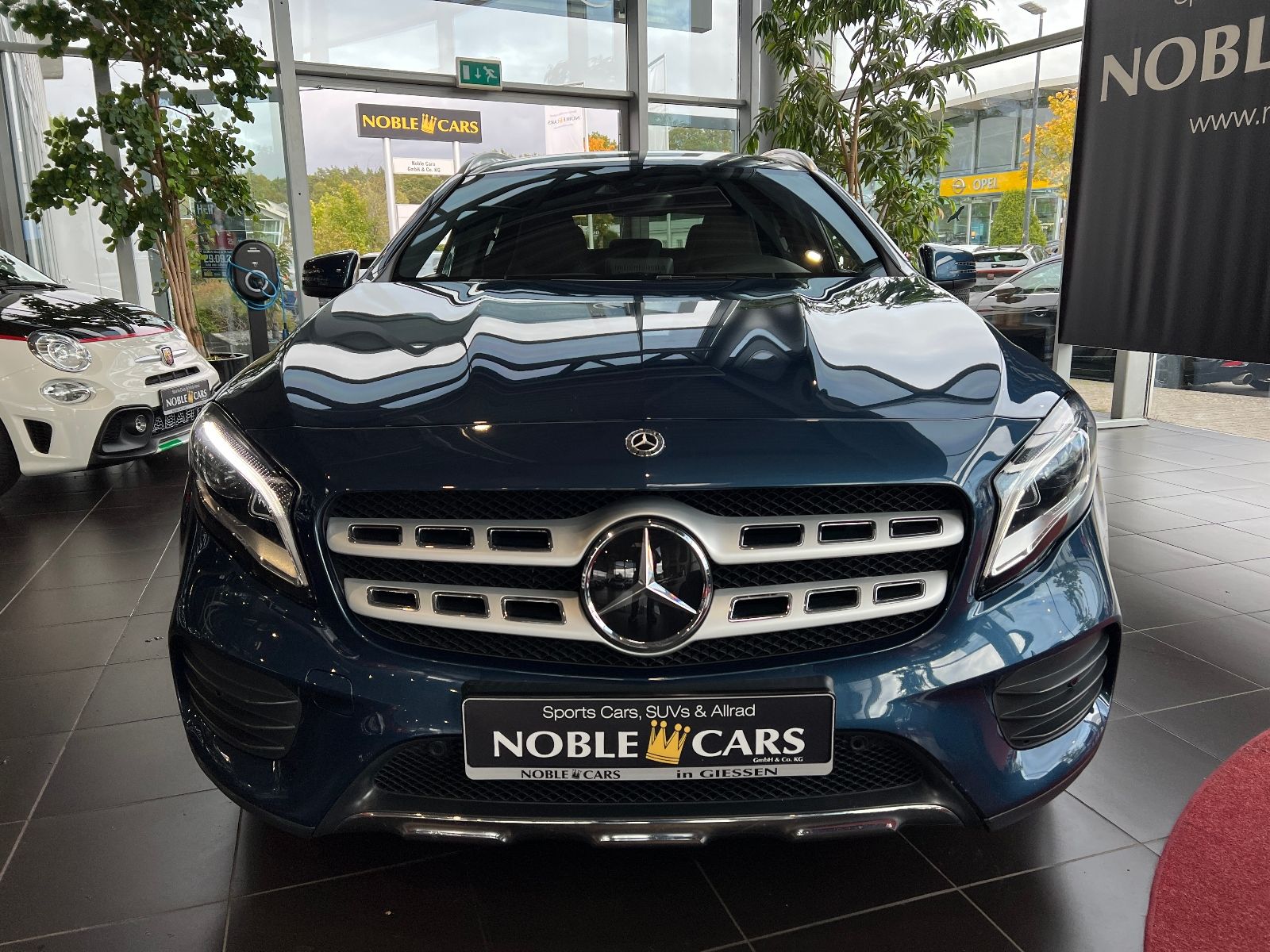 Fahrzeugabbildung Mercedes-Benz GLA 250 AMG Line ACC LED NAVI