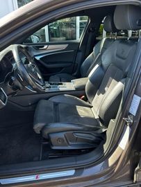Audi A6 - 6