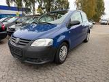 Volkswagen Fox Basis *TÜV-09/2026* - blaue Volkswagen Fox
