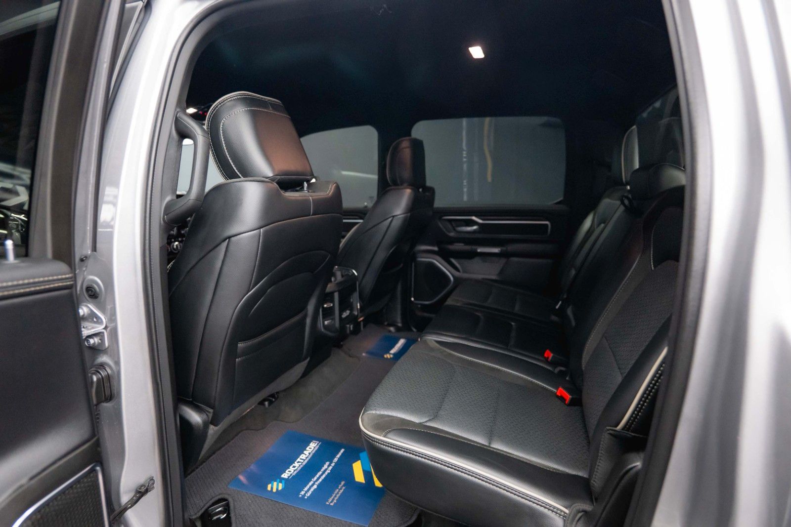 Fahrzeugabbildung Dodge RAM 5.7 V8 HEMI 4x4 LARAMIE Limited Offroad LED
