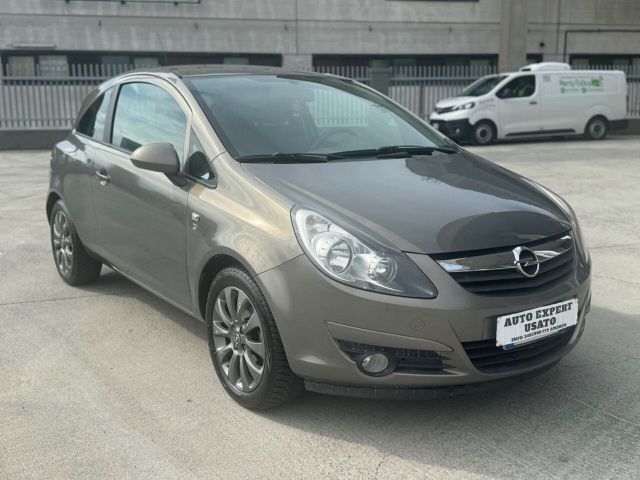 Opel Corsa 1.3 CDTI 75CV 3P. 2010 neopatentati