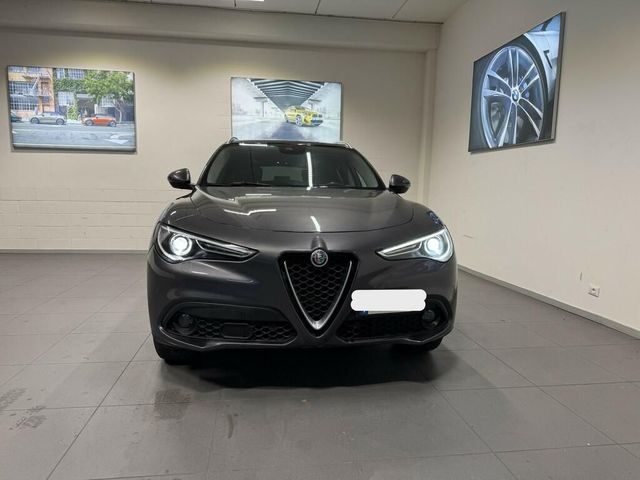 Alfa Romeo Stelvio 2.2 Turbo Business Q4 Auto