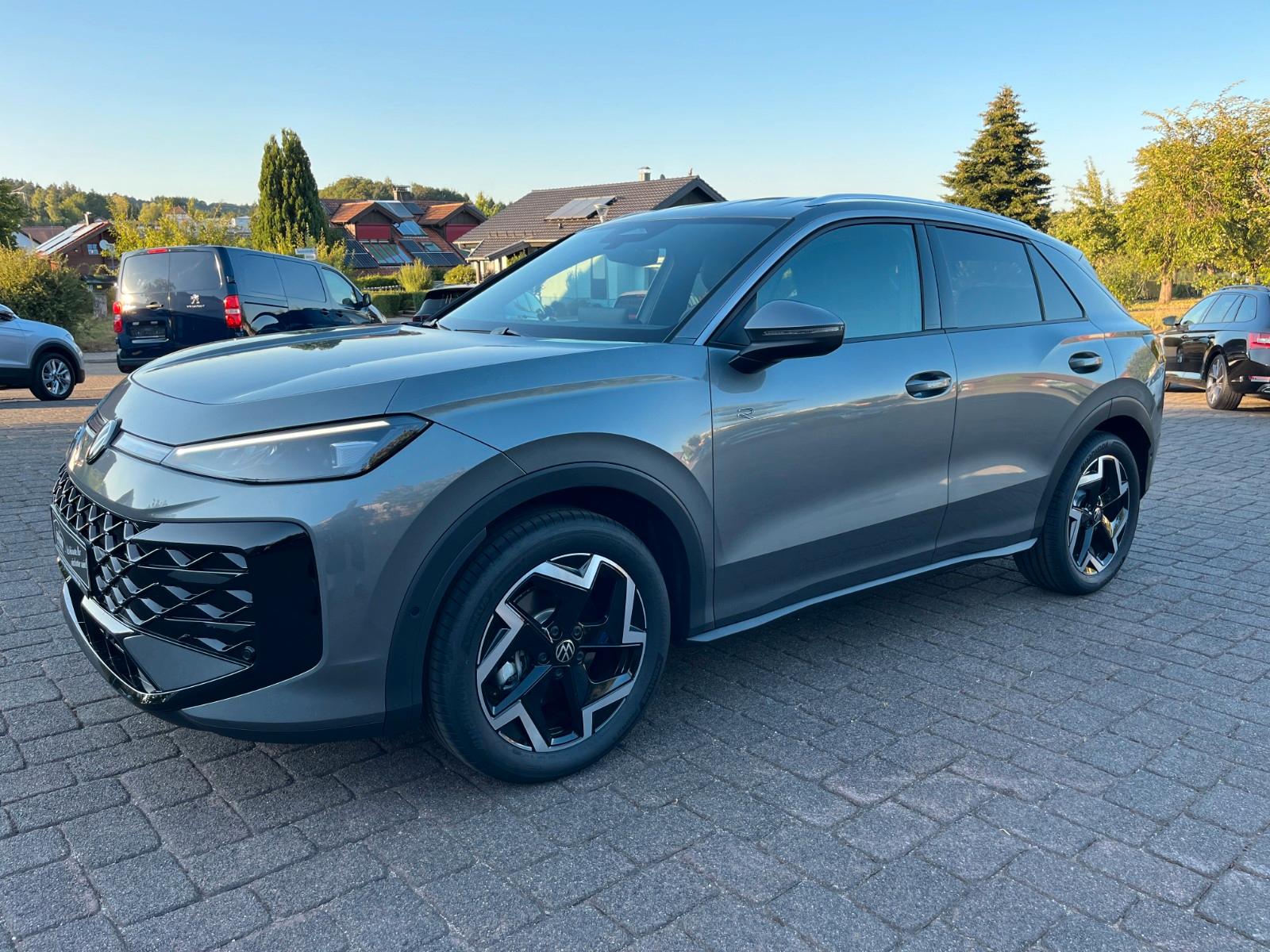 Volkswagen T-Roc 1.5 eTSI 110 kW R-Line/AHK/Neues Modell