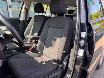 Volkswagen T-Cross - 8