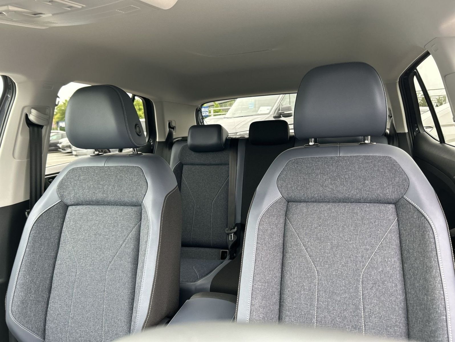 Volkswagen T-Cross - Bild 8