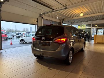 Bild 5 Opel Meriva B Innovation Mehrzonenklima Ambientebeleu