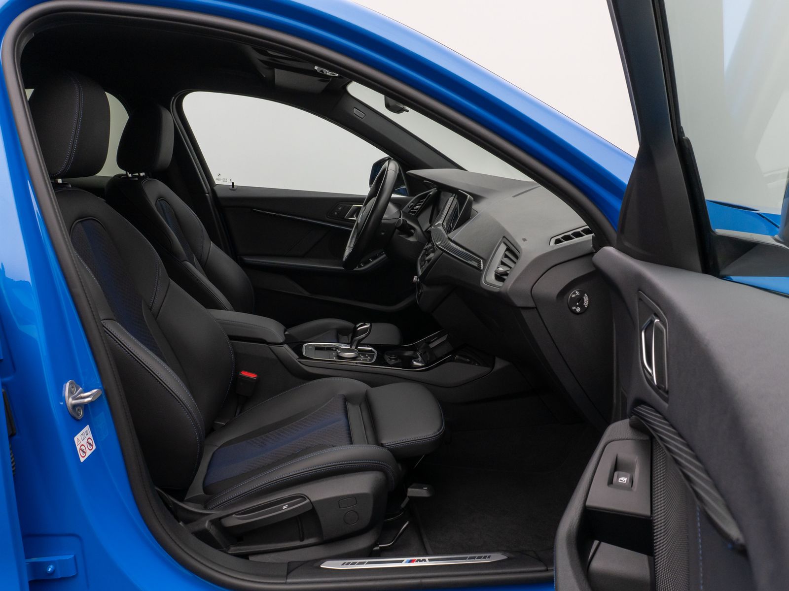 Fahrzeugabbildung BMW 118i M Sport DAB CockPitPr PDC Geschwindigkeitsr