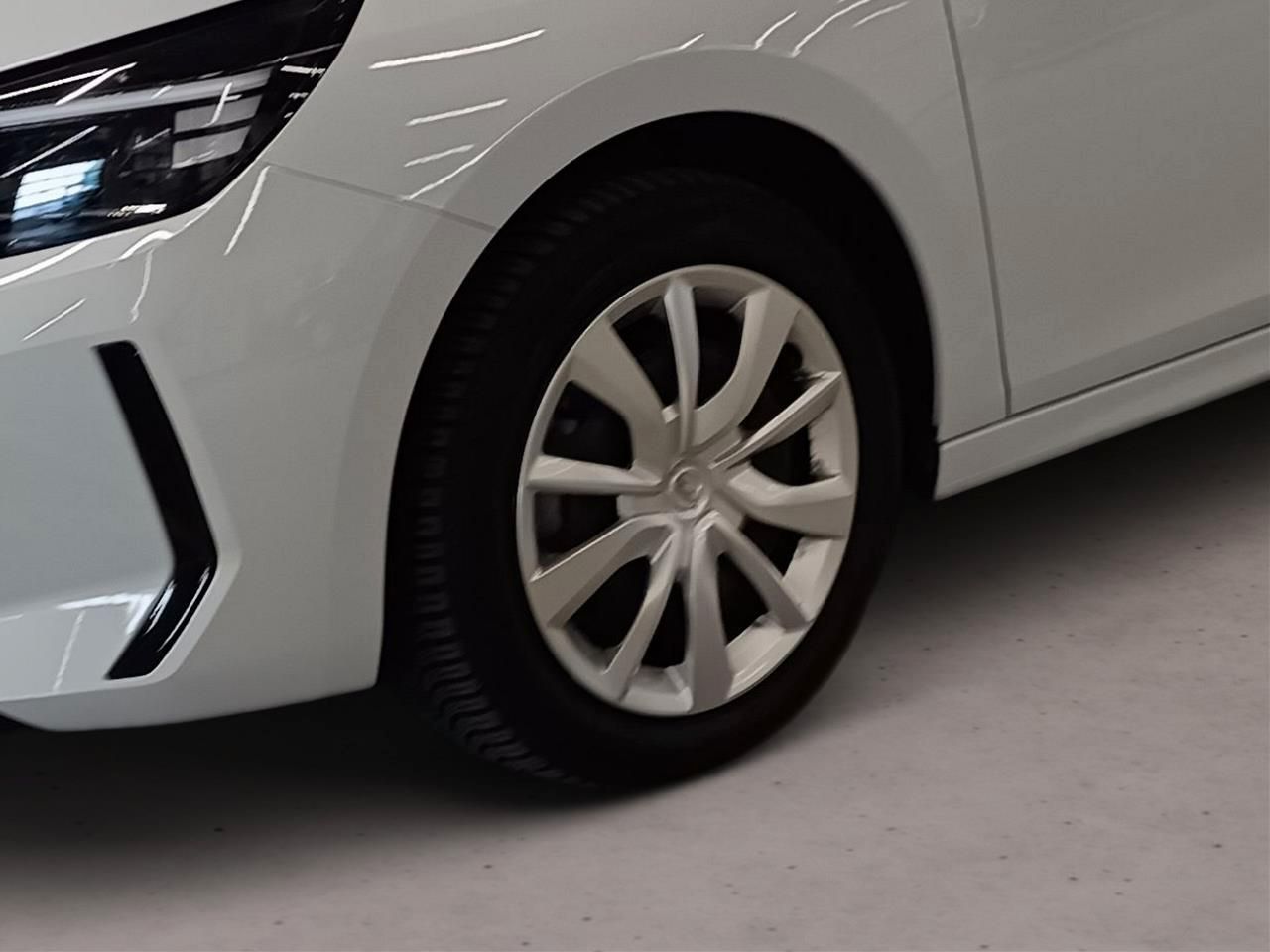 Fahrzeugabbildung Opel Corsa F 1.2 Turbo Edition LED,SHZ,PDC,Facelift