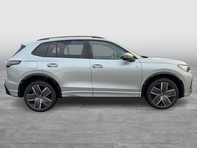Volkswagen Tiguan 2.0 TDI 4Motion R-Line AHK Navi Panorama foto 5
