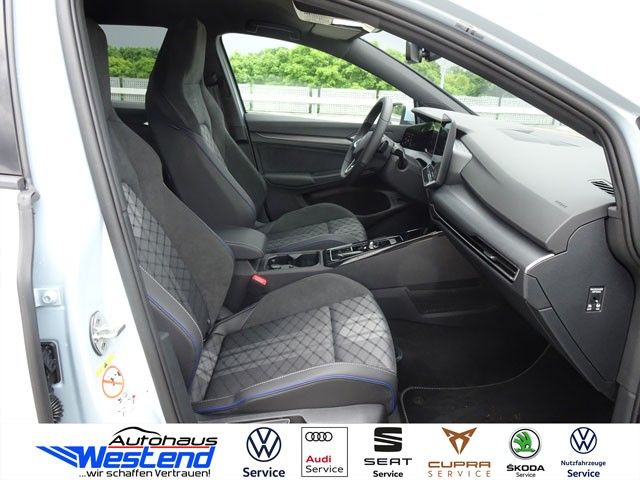 Fahrzeugabbildung Volkswagen Golf Variant R-Line 1.5l eTSI 110kW DSG AHK LED