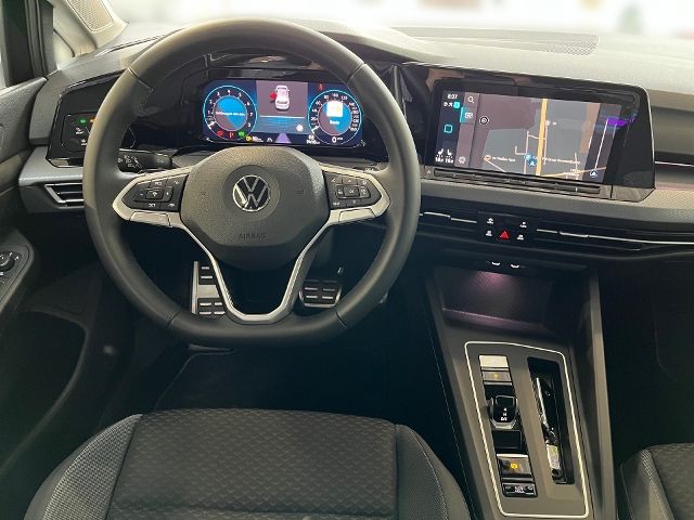 Fahrzeugabbildung Volkswagen Golf VIII 1.5 eTSI DSG Active LED ACC NAVI PARKL