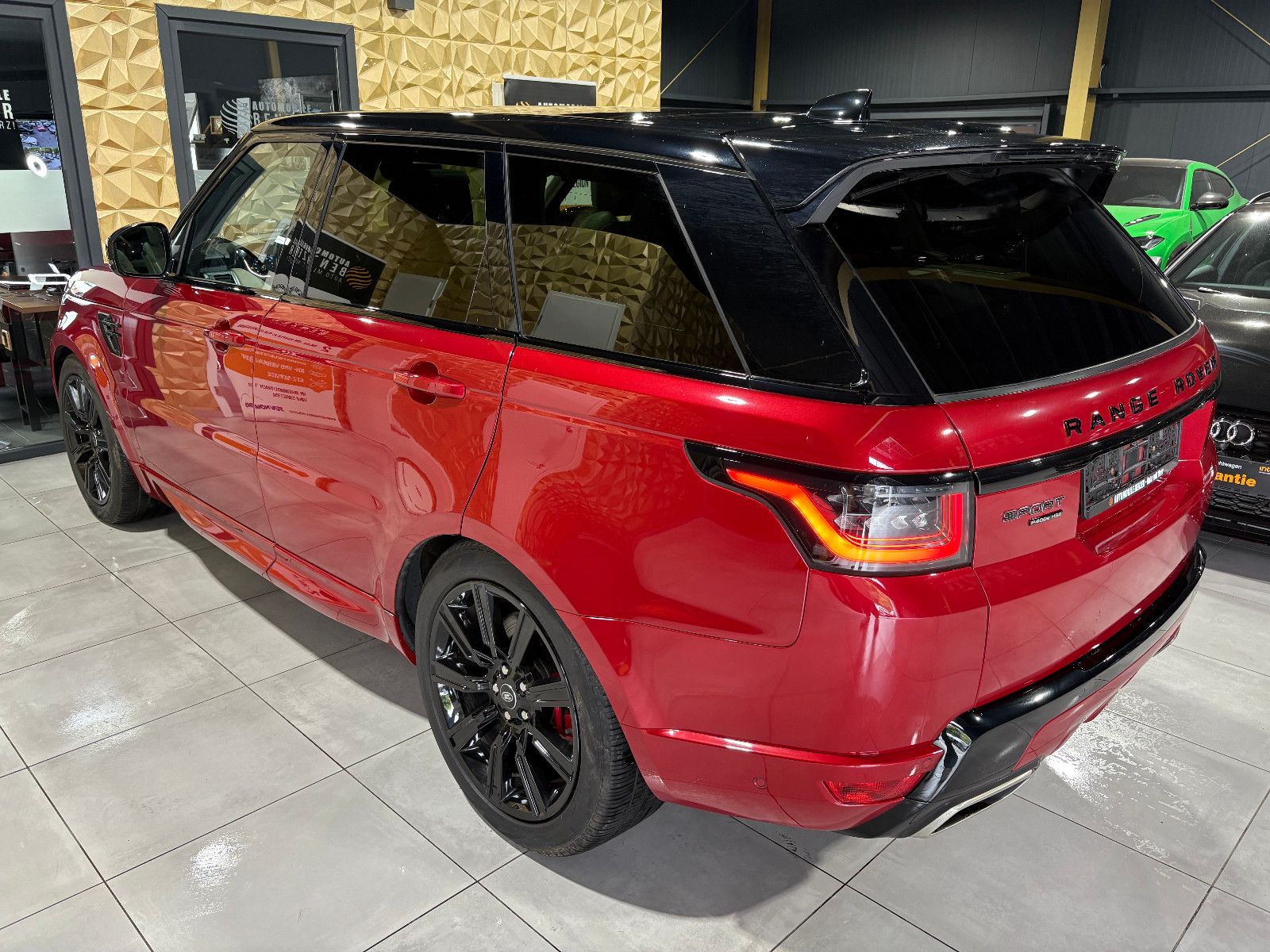 Fahrzeugabbildung Land Rover Range Rover Sport HSE Dynamic Hybrid/PANO/MEMORY