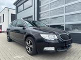 Skoda Superb Combi Ambition DSG XENON MEMORY NAVI - Skoda Superb aus 2010: Kombi