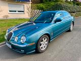 Jaguar S-Type V8 - - blaue Jaguar S-Type