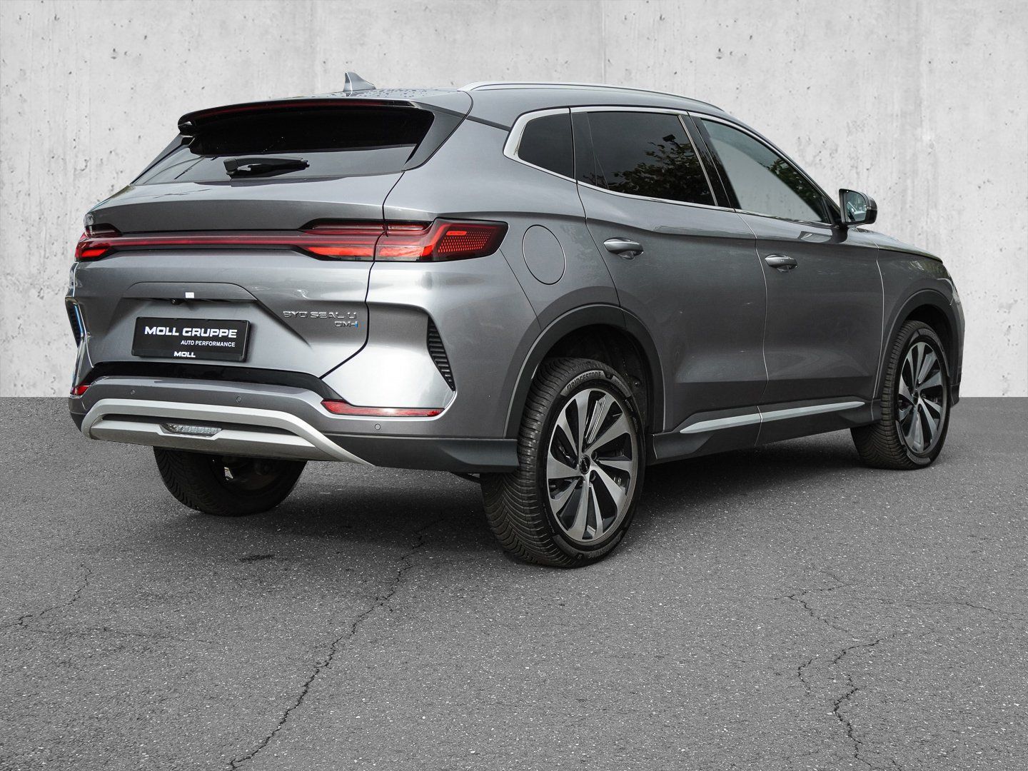 BYD SEAL U