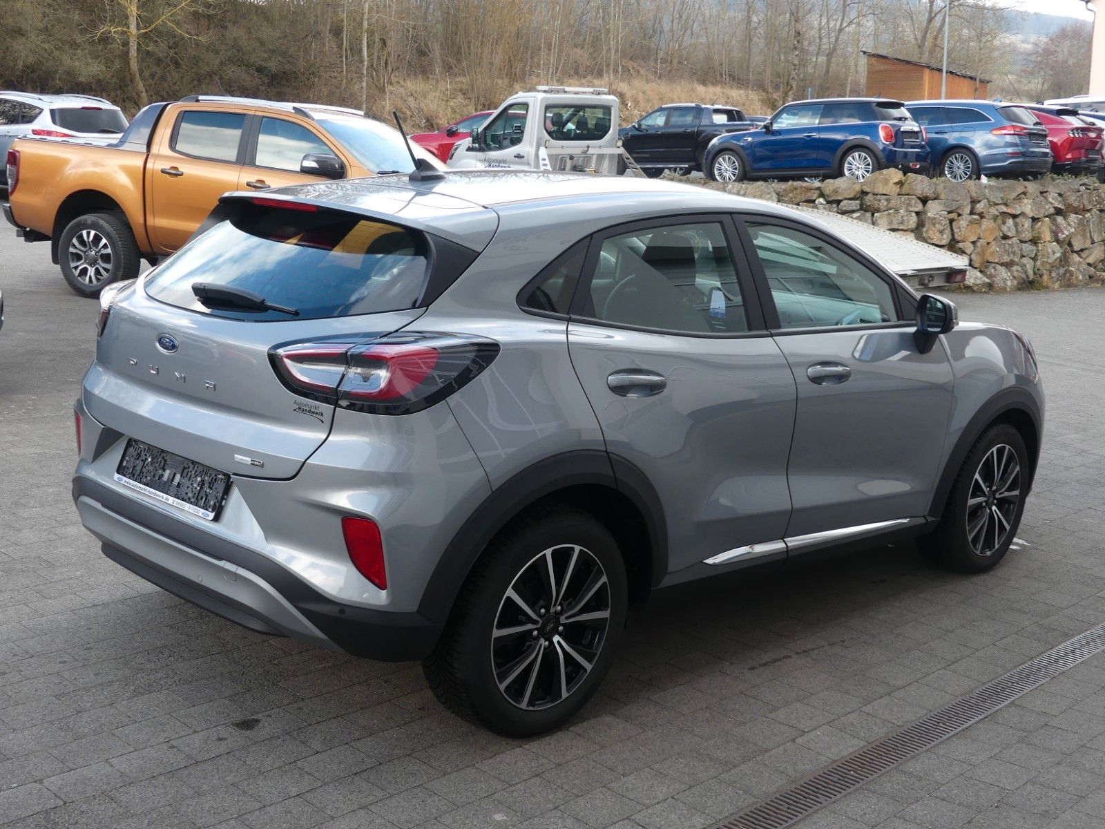 Fahrzeugabbildung Ford Puma Titanium