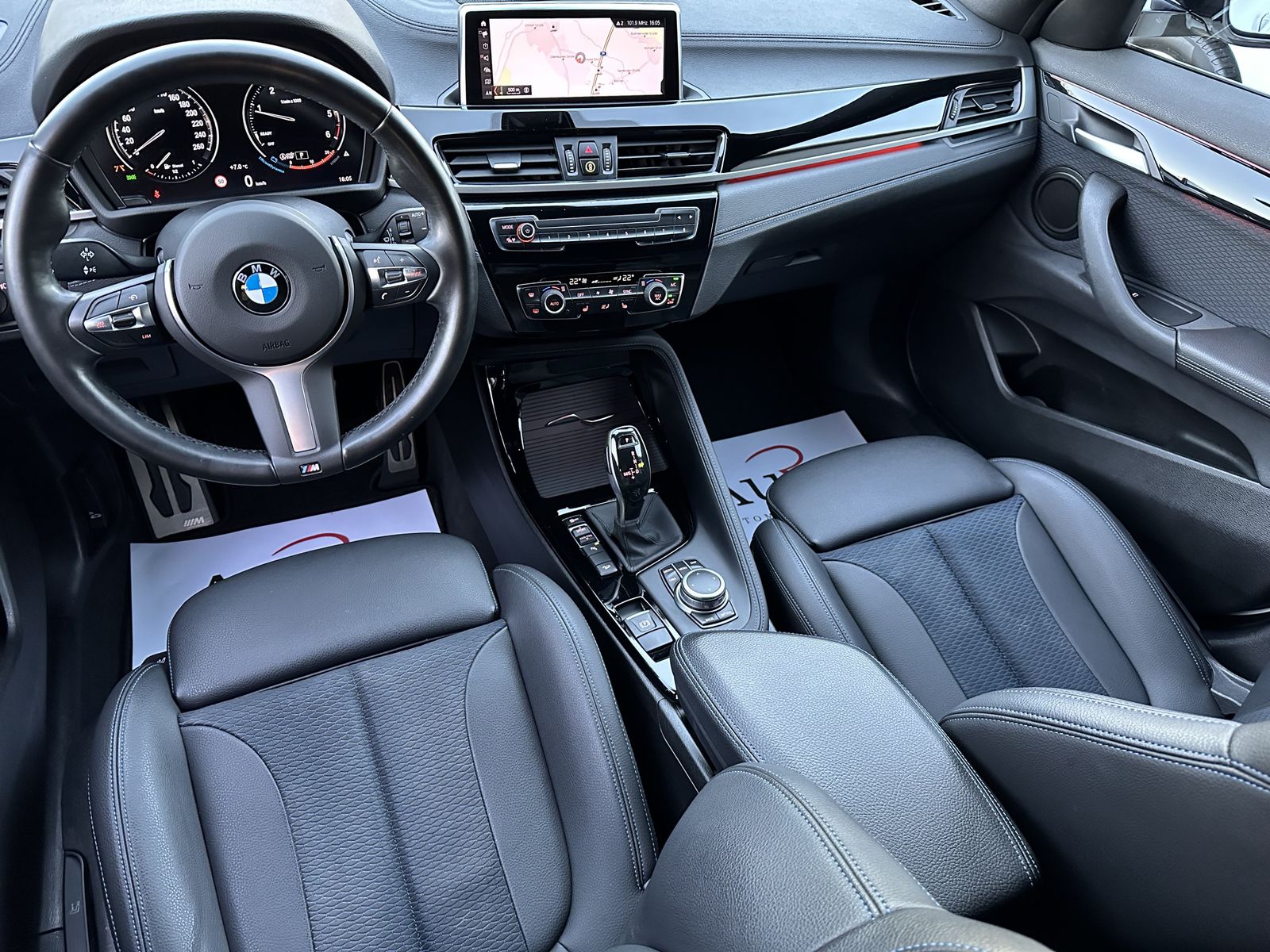 Fahrzeugabbildung BMW X2 xDrive20d M-Sport NAV+LED+AHK+HIFI+KAMERA+SHZ