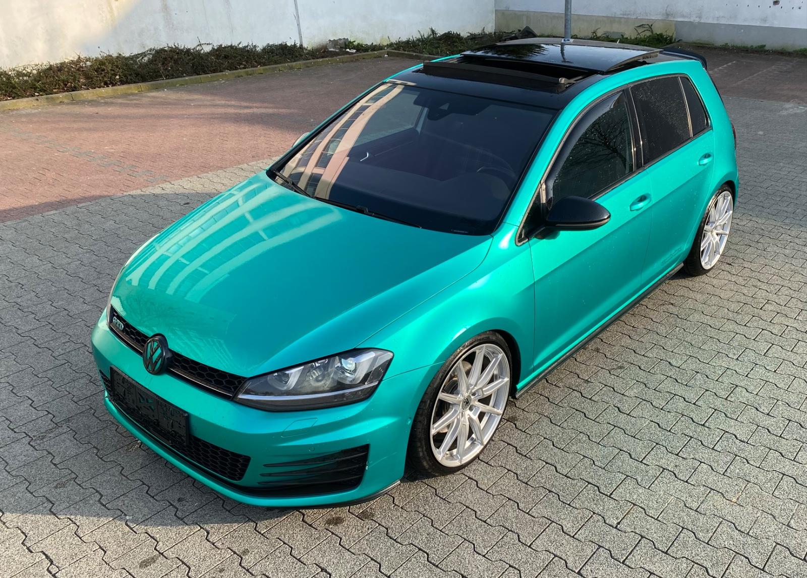 Volkswagen Golf 2.0 GTD DSG /Panorama/19" R3 Felgen