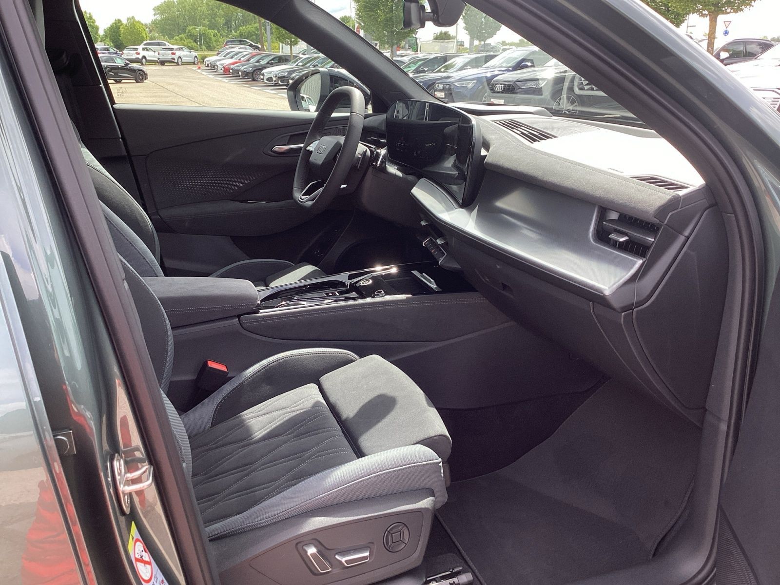 Audi Q3 200 kW S-Tronic, Panorama-Schiebedach, Tech P foto 15