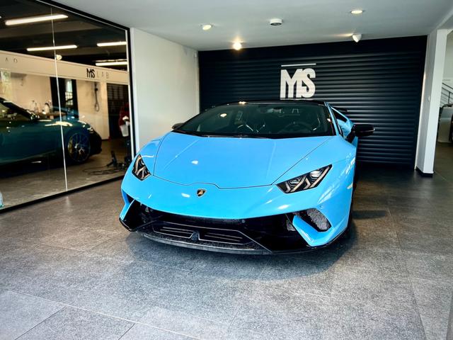 Lamborghini Huracan Performante