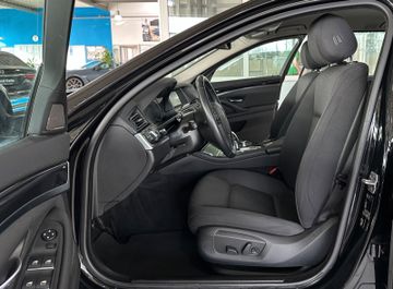 Fahrzeugabbildung BMW 525d AHK H/K Kamera Navi Sitzheizung M Sport