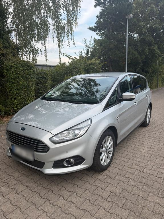 Image of Ford S-Max
