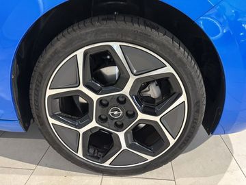 Fotografie 4 des Opel Astra Sports Tourer 1.2 Turbo GS