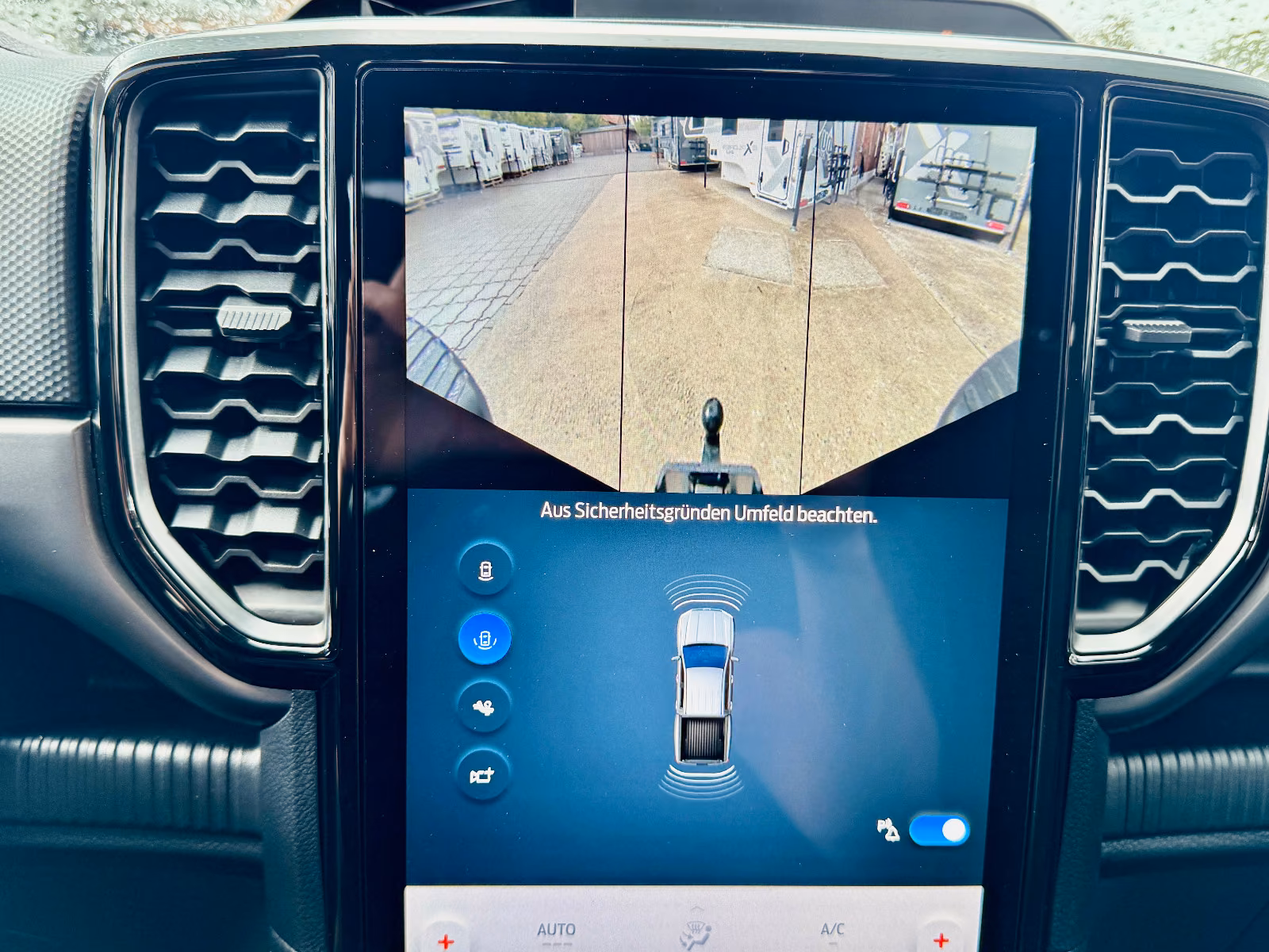 Ford Ranger e-4WD Extrakabine für Wohnkabinen